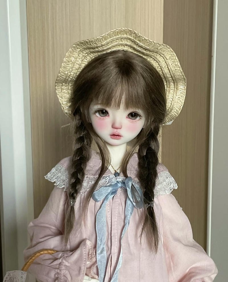 Cute expression girls doll dp playful sweet mood