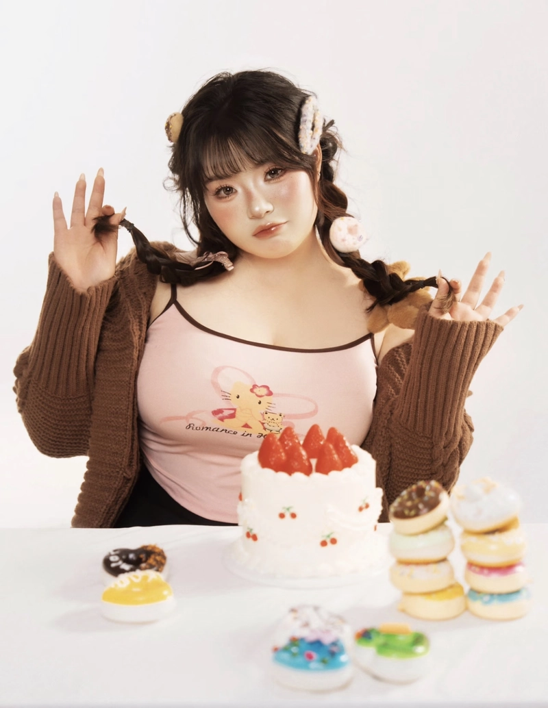 Elegant style fat girl dp classy plus look
