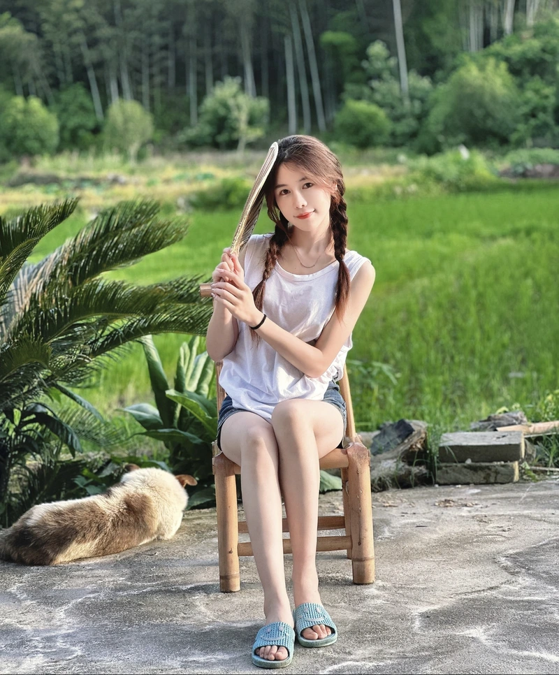 Fresh village life with green scenery village girls dp