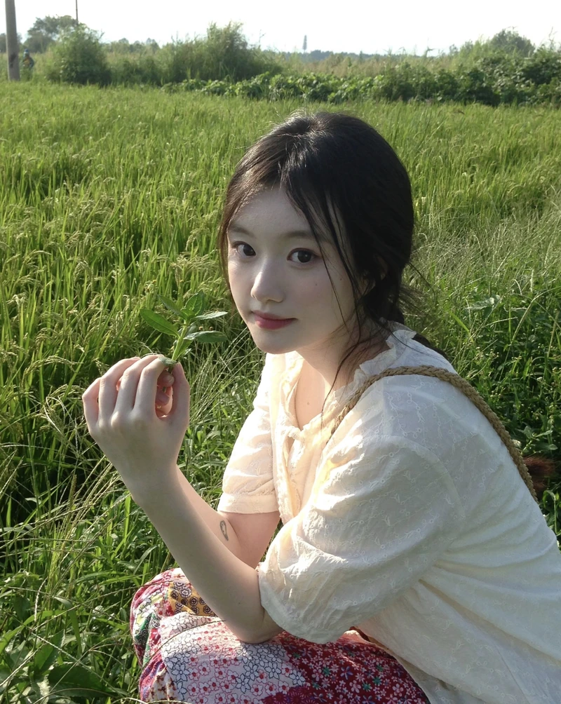 Green field aesthetic with calm mood village girls dp