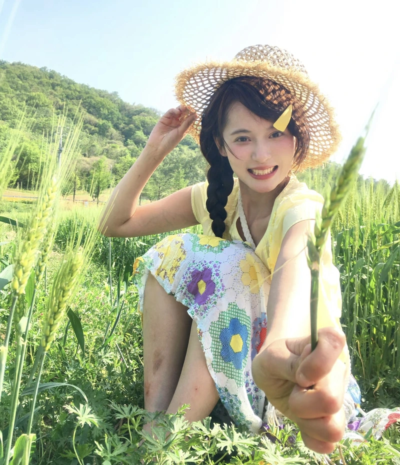 Innocent smile with rural beauty village girls dp aesthetic
