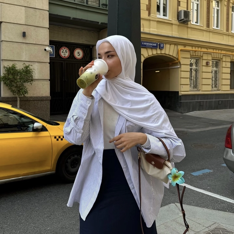 Islamic girl dp showing calm mood pastel background atmosphere