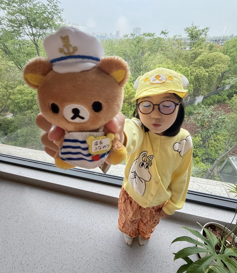 Little cutie baby girl dp pic adorable soft look