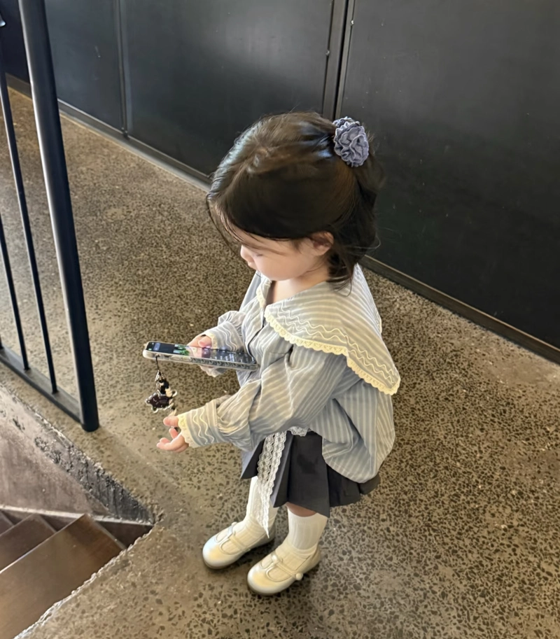 Little icon energy stylish baby girl dp bold fashion vibe