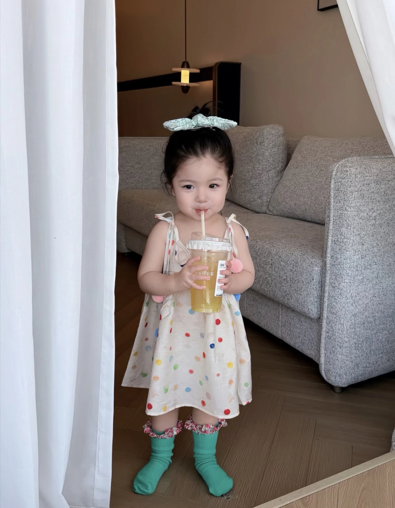 Mini doll baby girl dp pic soft pretty look