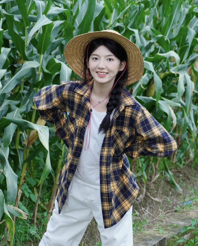 Peaceful nature vibe village girls dp with gentle look