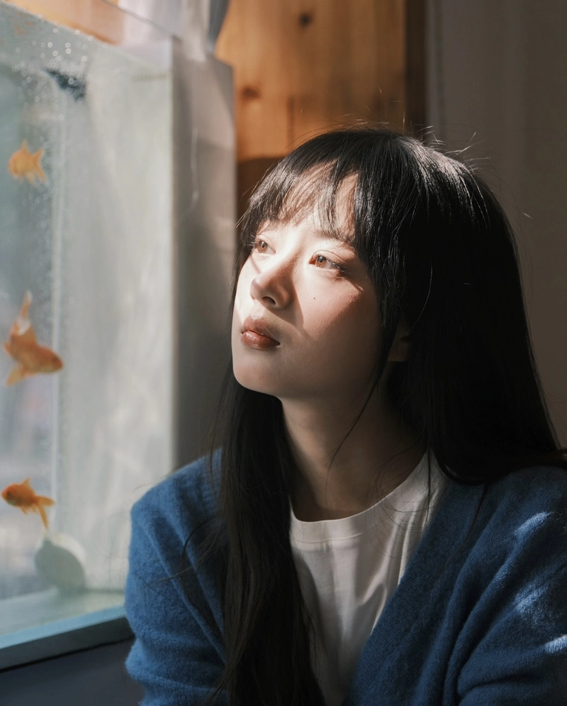 Quiet calm vibe silent girl dp soft peaceful mood
