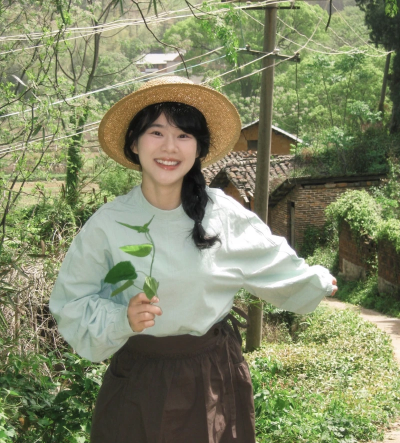 Quiet village life with gentle vibe village girls dp
