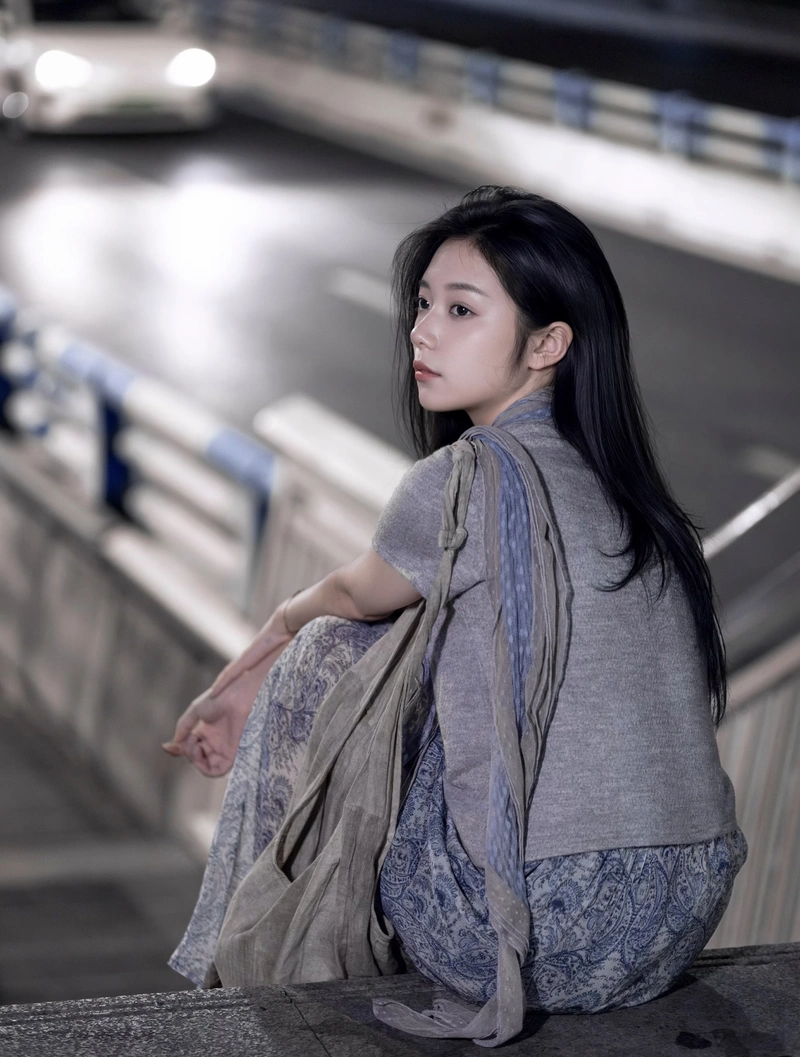 Relaxed mood single dp for girl chill cozy vibe