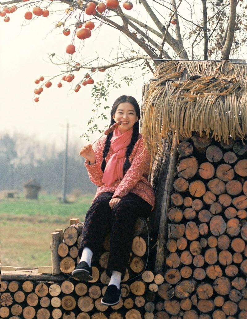 Simple outfit charm with countryside vibe village girls dp