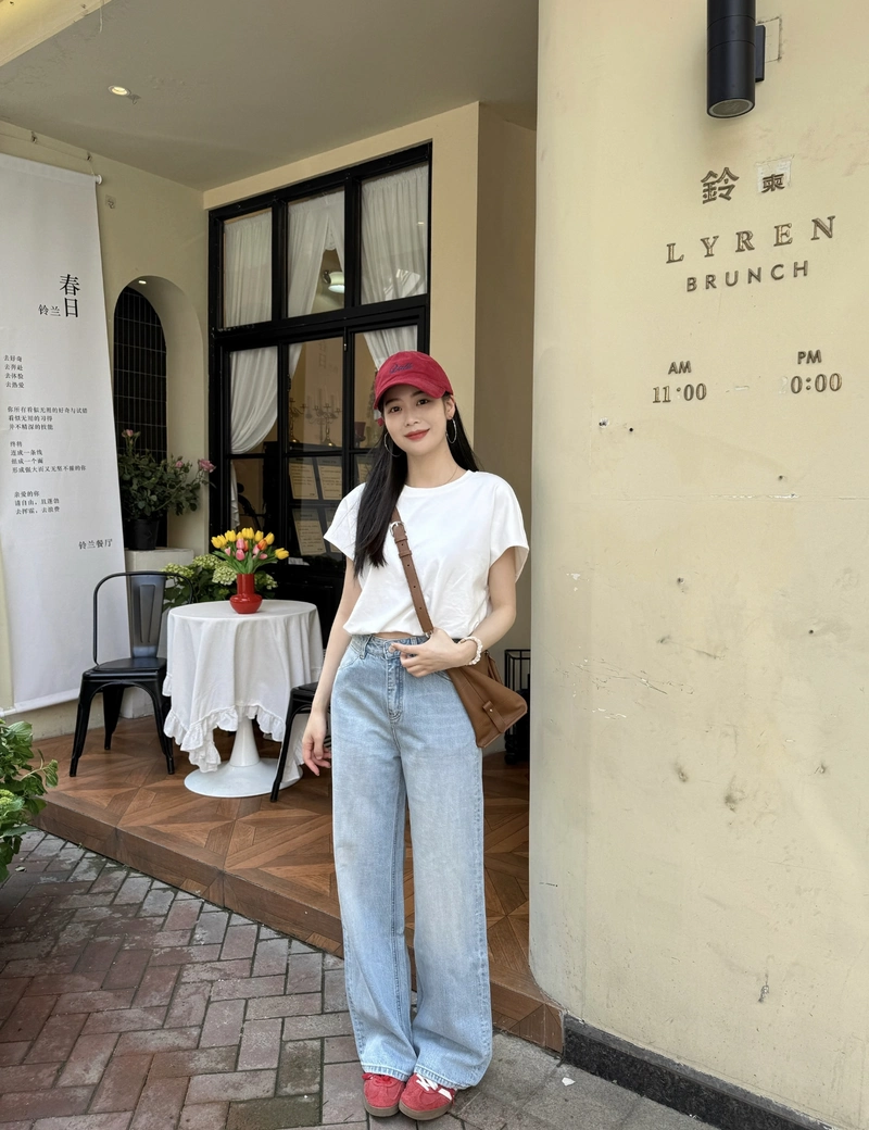 Soft pastel top jeans top stylish girl dp dreamy fashion aesthetic