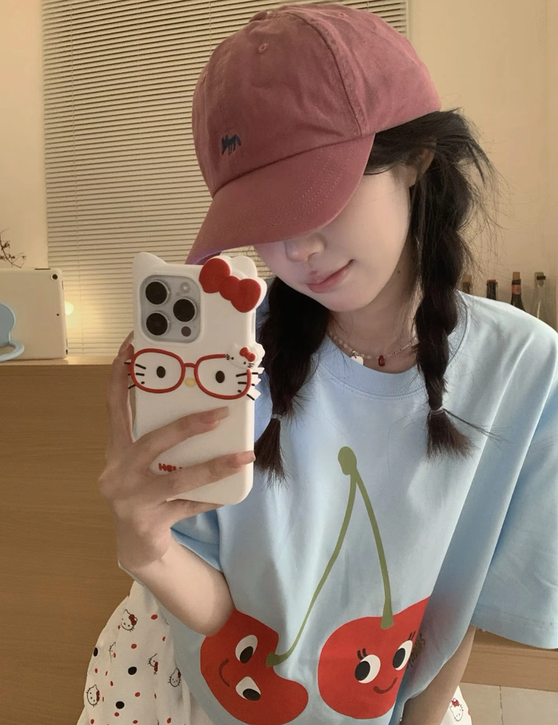 Trendy snapback style stylish cap girl dp modern fashion vibe