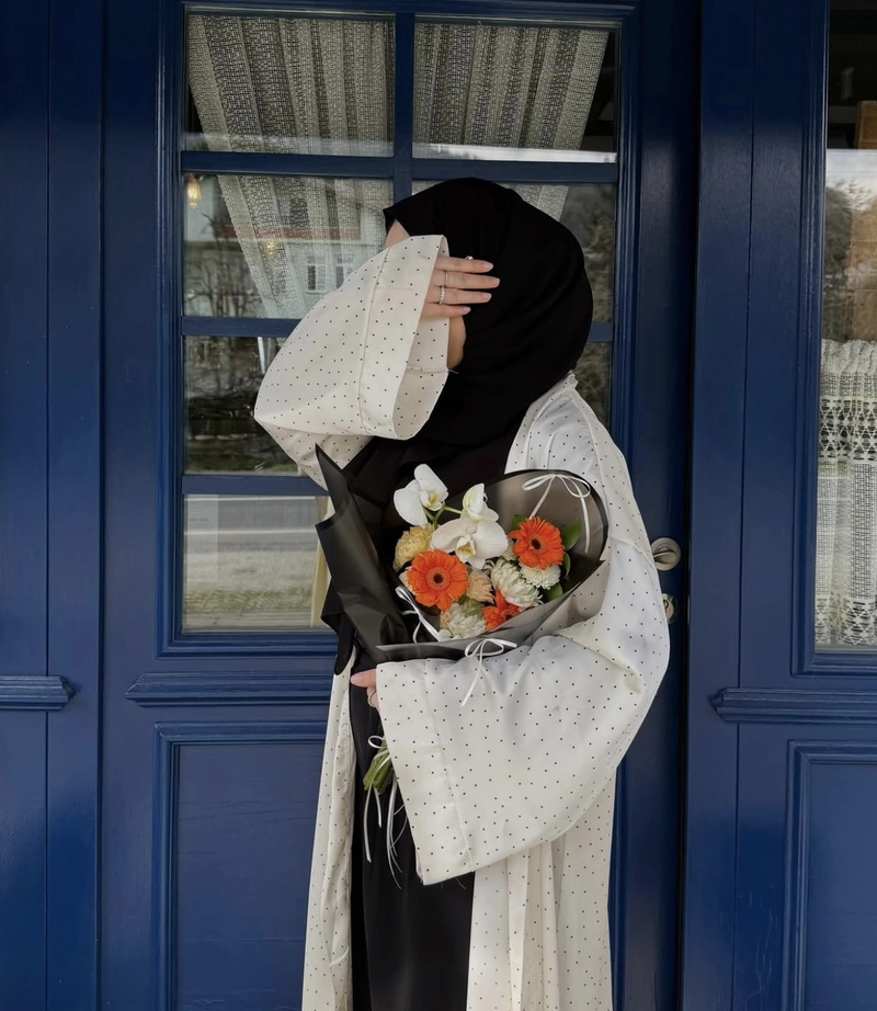 calm hijab aesthetic with gentle vibe ramzan girls dp