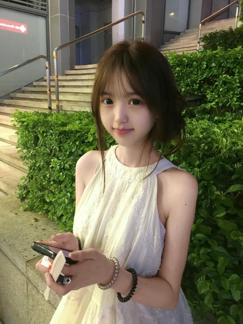 Cloud nine style girl dp for cute pinterest profiles