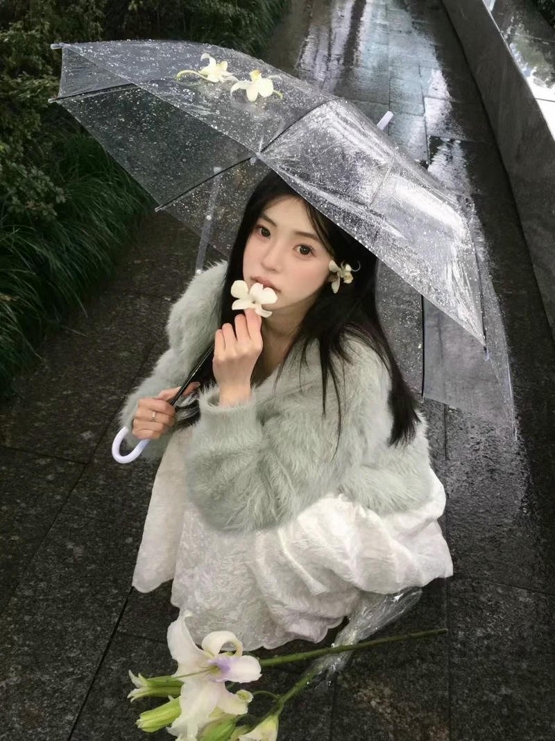 Coffee rain mood monsoon dp for girl dreamy profiles
