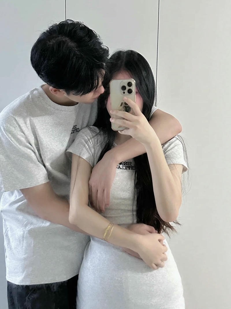 Elegant moonlight aesthetic girls and boys dp profile themes
