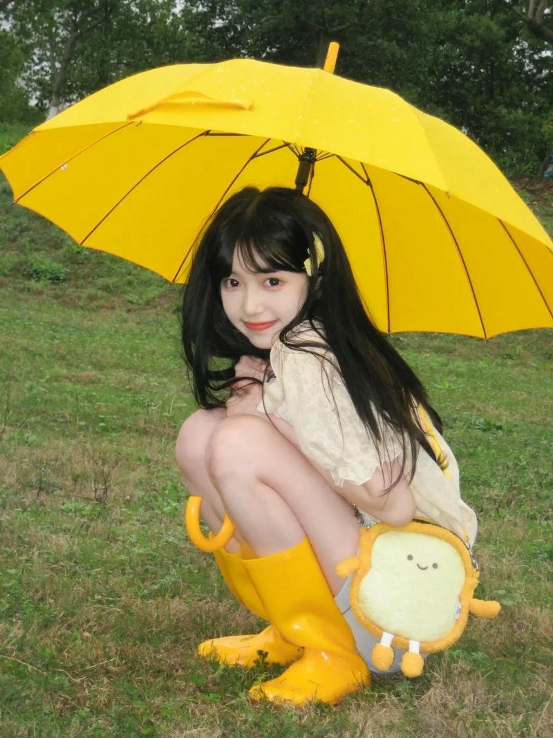 Foggy evening edits monsoon dp for girl soft themes
