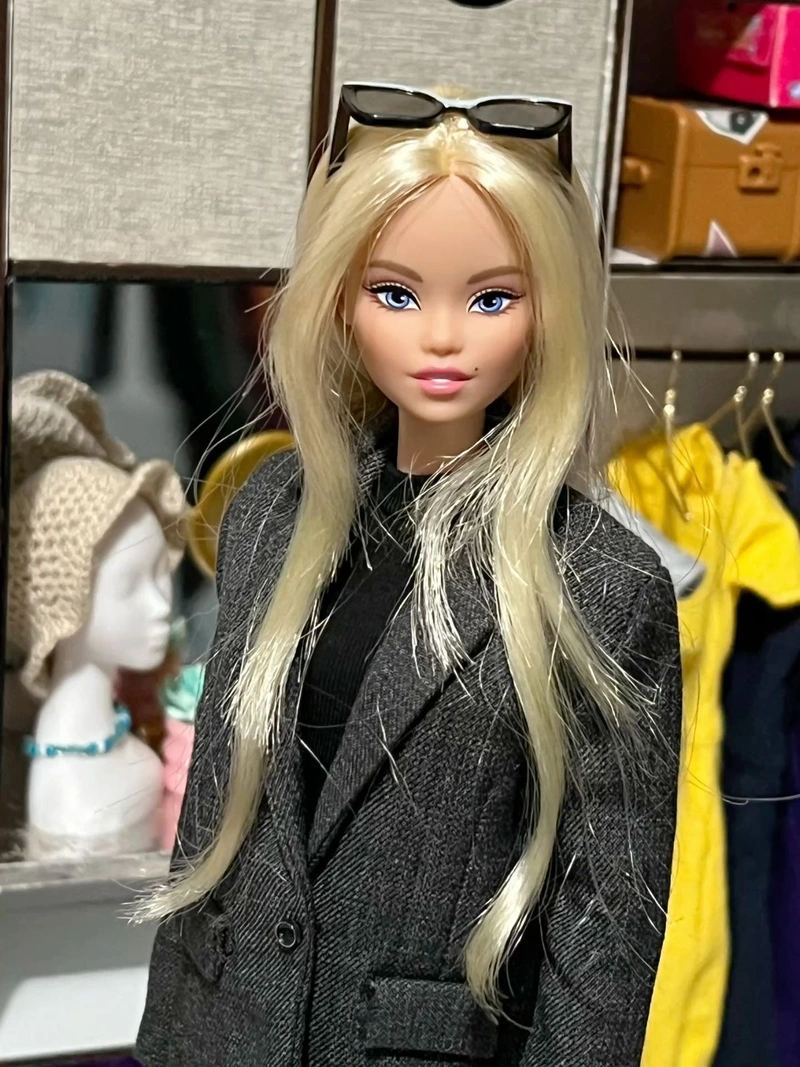 barbie girl images for dp with luxurious pink fashion
