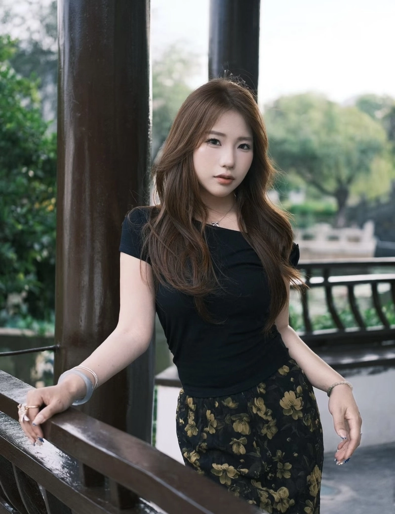 beautiful real dp for girls with stunning profile aesthetics
