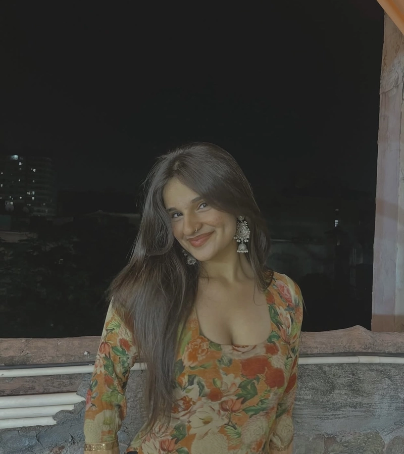 beautiful traditional elegance featured in punjabi girl pic for dp