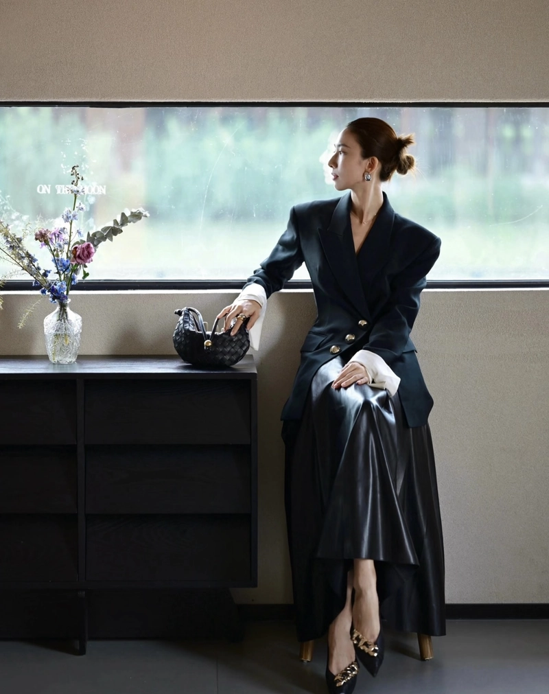 bold personality captured in suit girl dp
