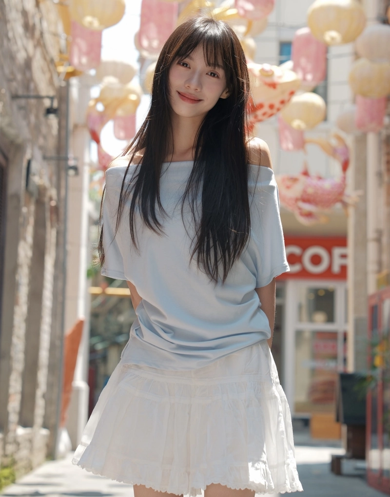 bright and cheerful vibes in a good dp for girls