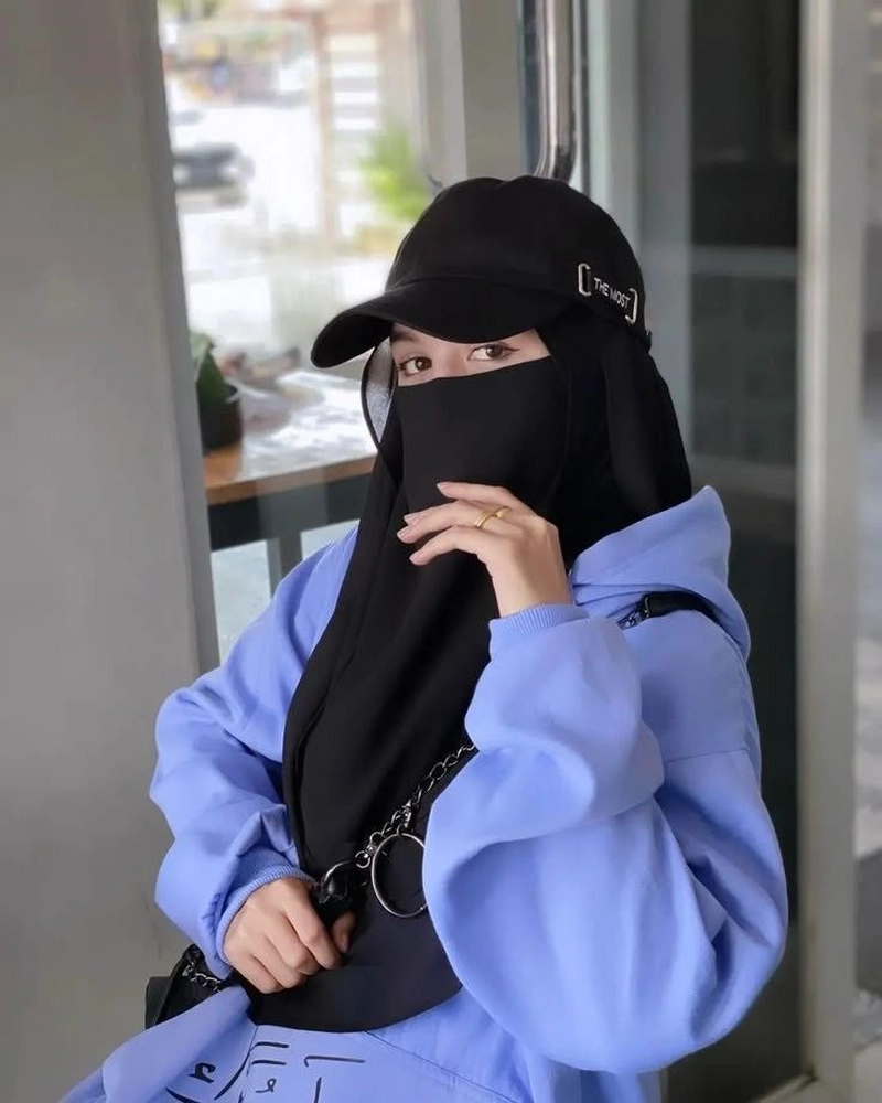 burkha girl dp showing grace elegance and charm