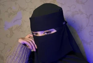 burkha girl dp thum bnail