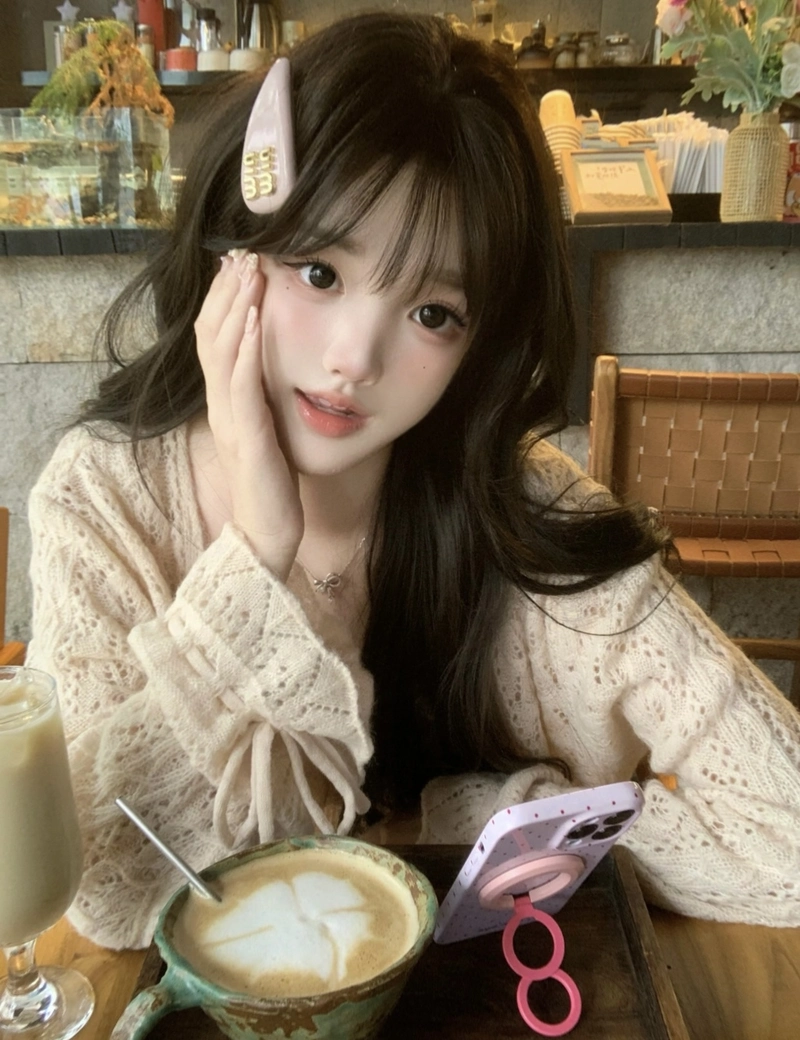 charming youthful energy featured in sweet girl dp