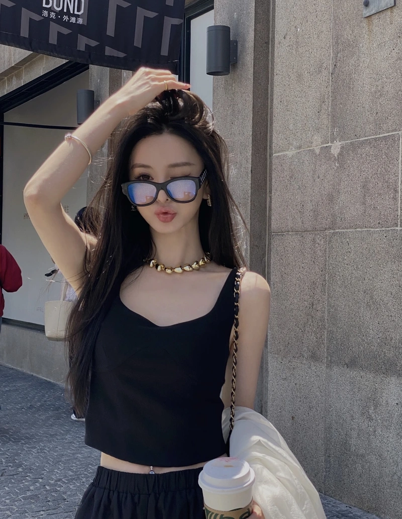 clean aesthetic profile ideas with dp simple girls