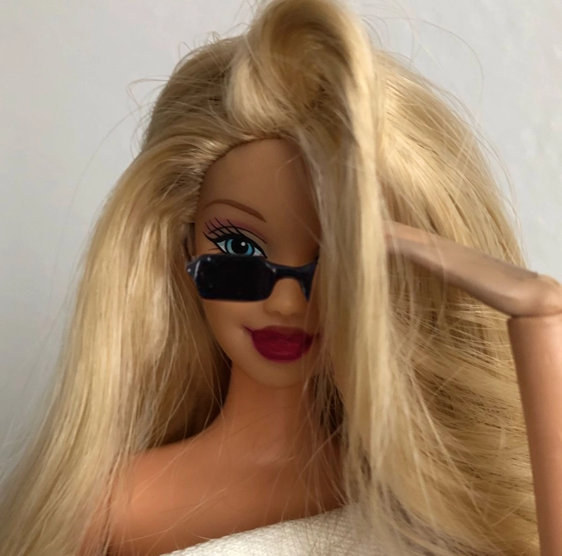 cute profile inspiration from barbie girl images for dp