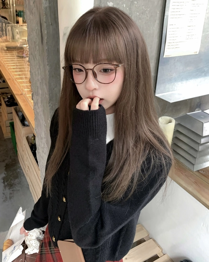 elegant fashion through hair style dp for girl styles