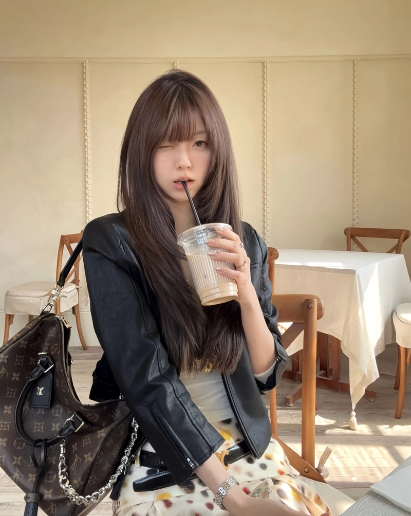 fashionable moments from hair style dp for girl collection