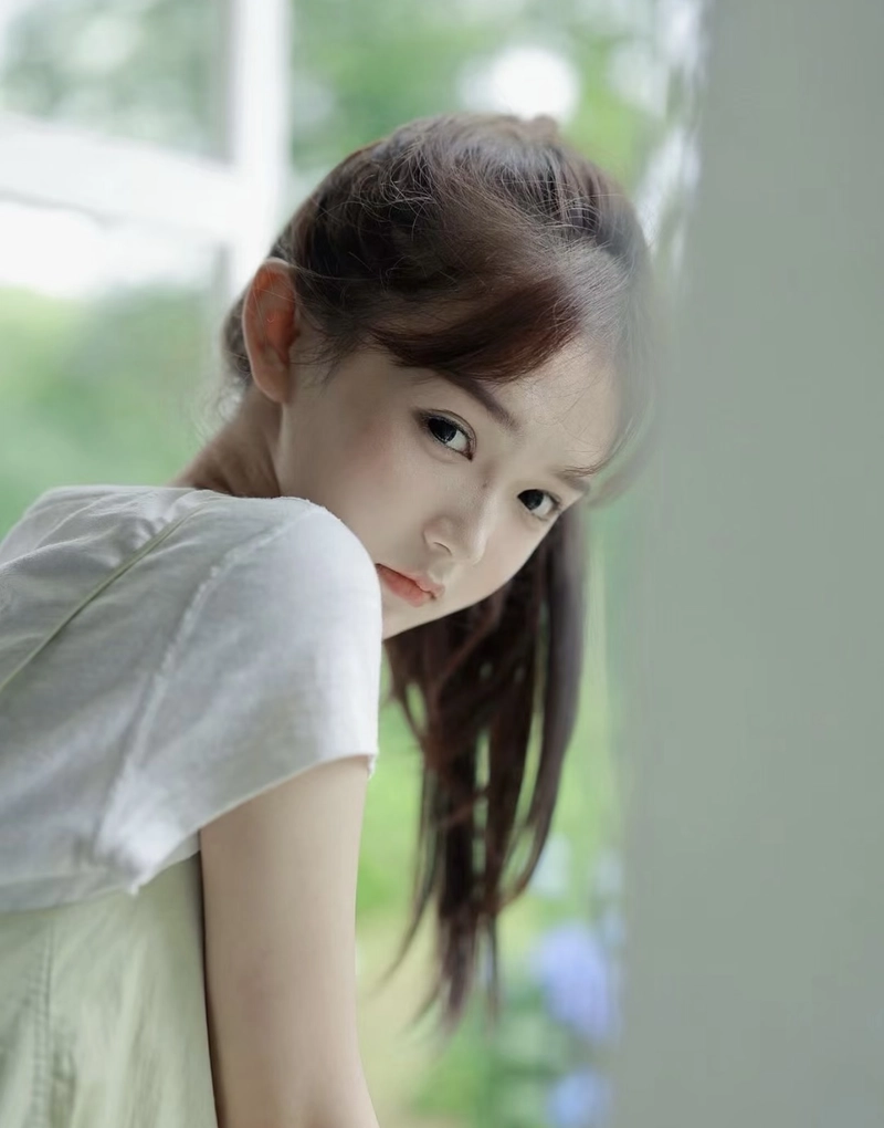 fresh and beautiful good dp for girls