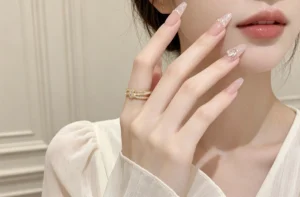 girls hand dp thumbnail