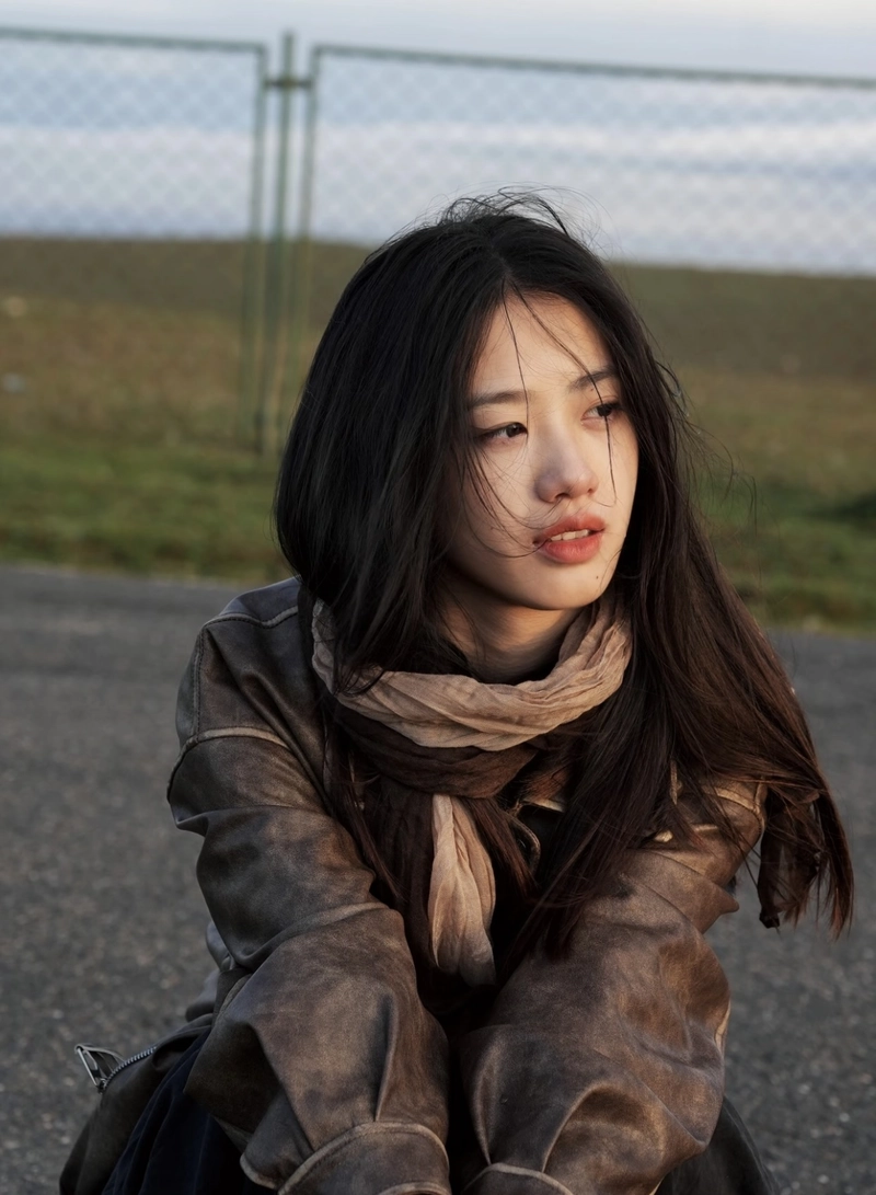 heartfelt profile moments with sad dp of girl