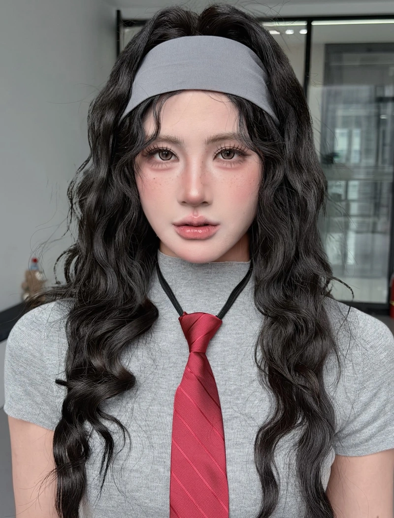 high end fashion vibes with new style girl dp