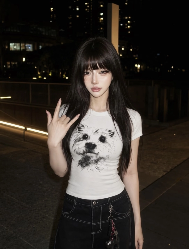 latest fashion trends captured in new style girl dp (1)