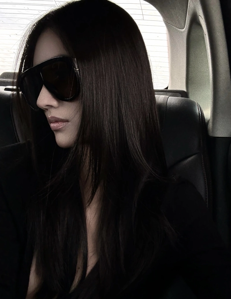 luxury inspired aesthetics with fashion girl dp