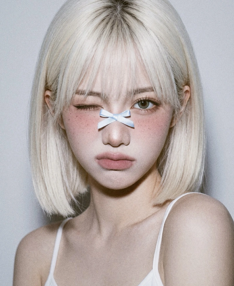 modern beauty aesthetic with an awesome dp for girls
