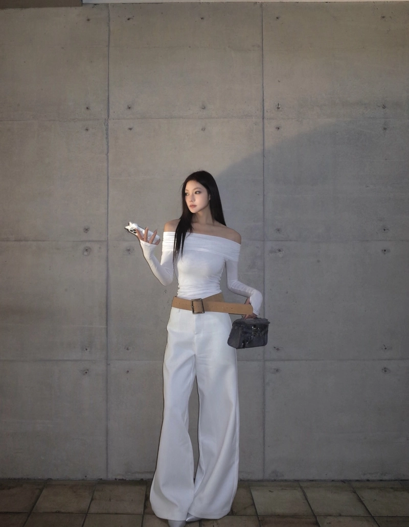 modern elegance expressed through dp simple girls