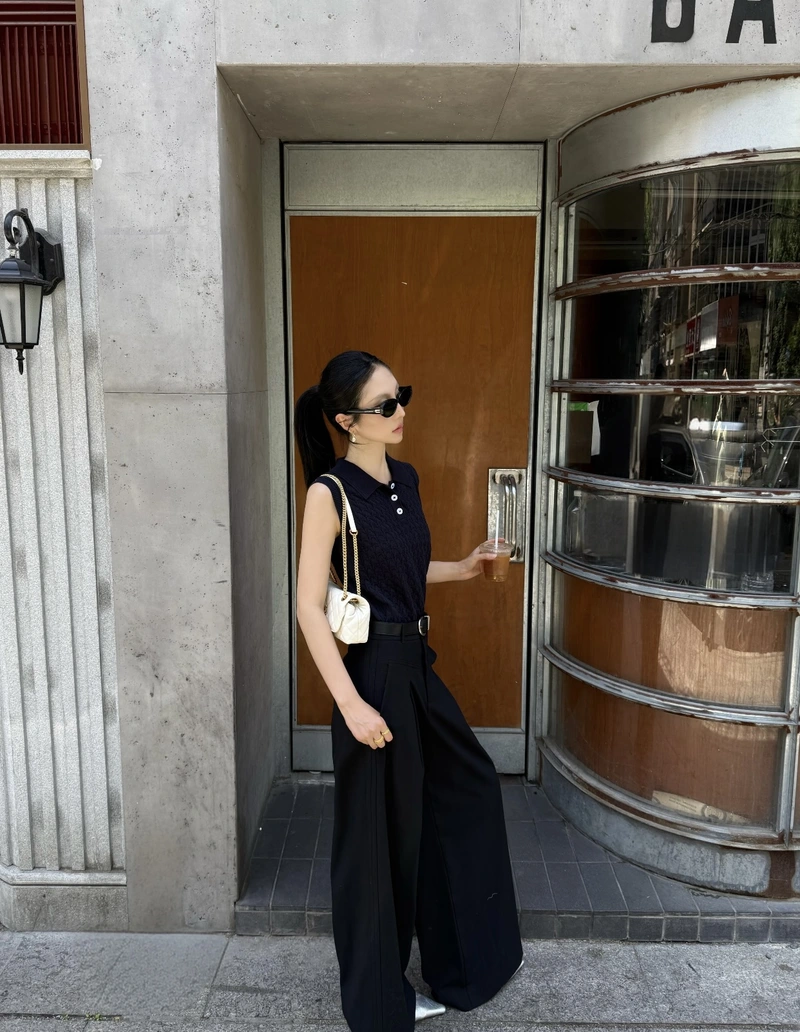 relaxed and aesthetic profile looks with dp simple girls