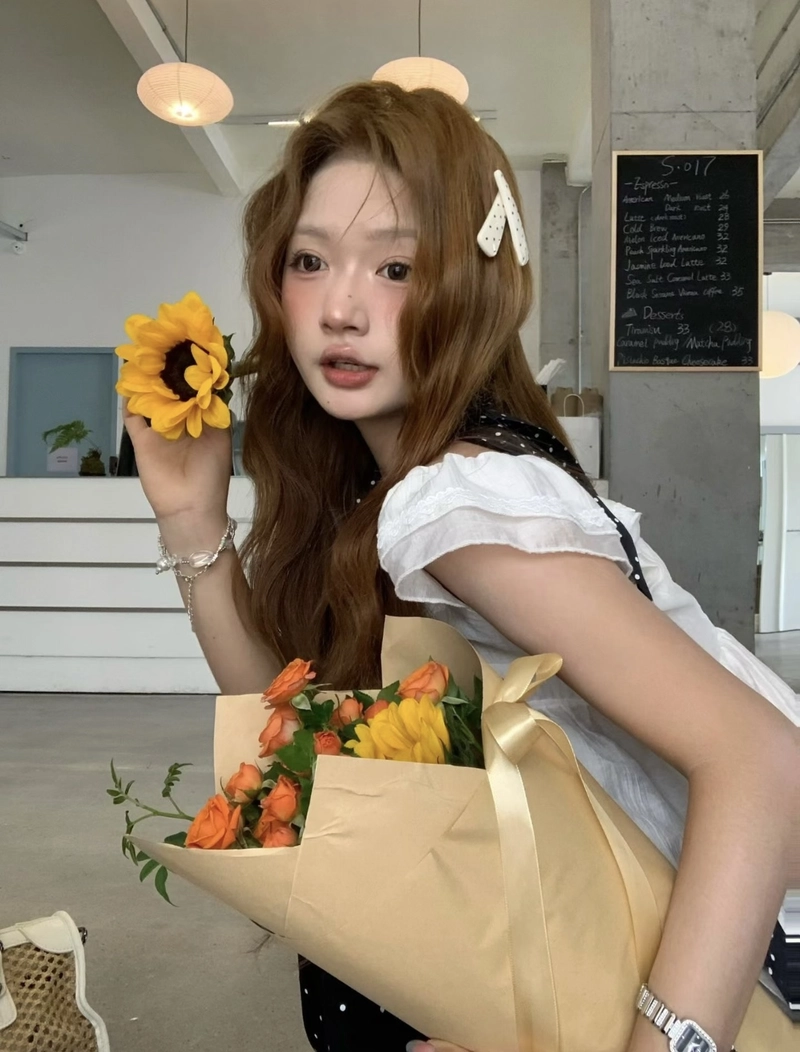runway inspired elegance through new style girl dp