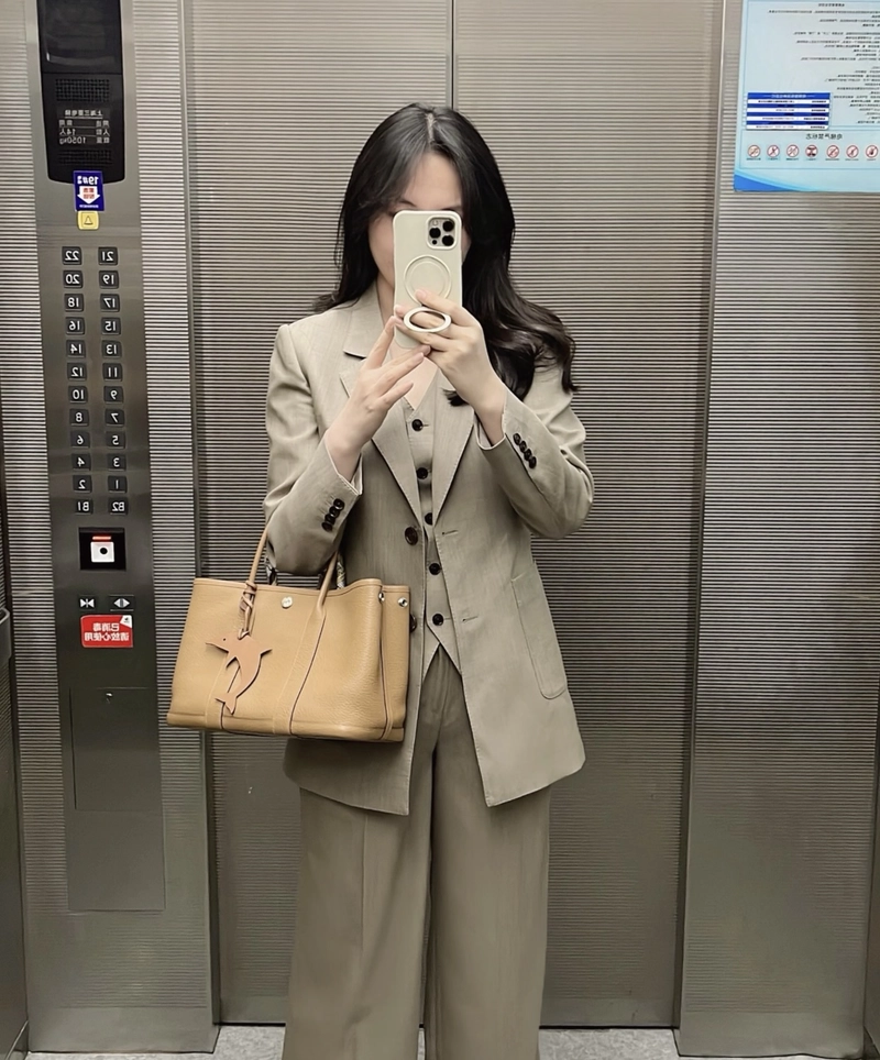 stylish suit dp girl ready to stand out anywhere